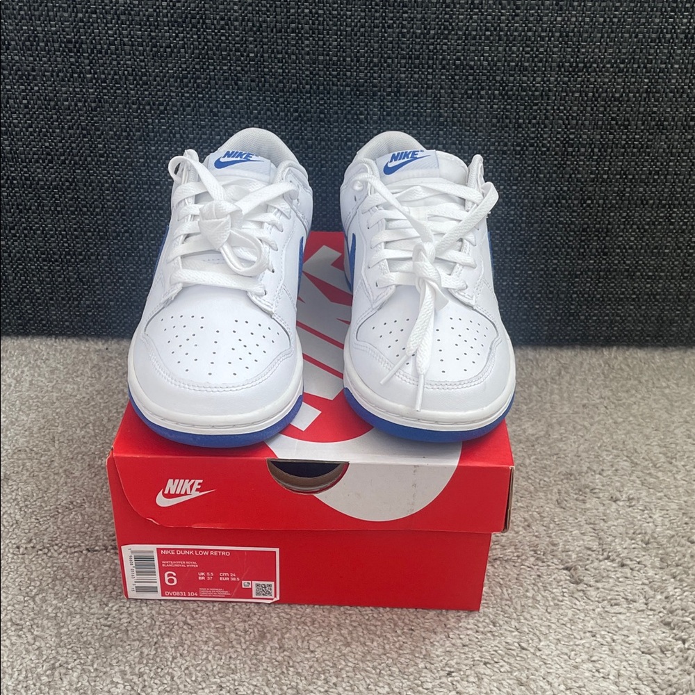 Nike White and Blue Sneakers